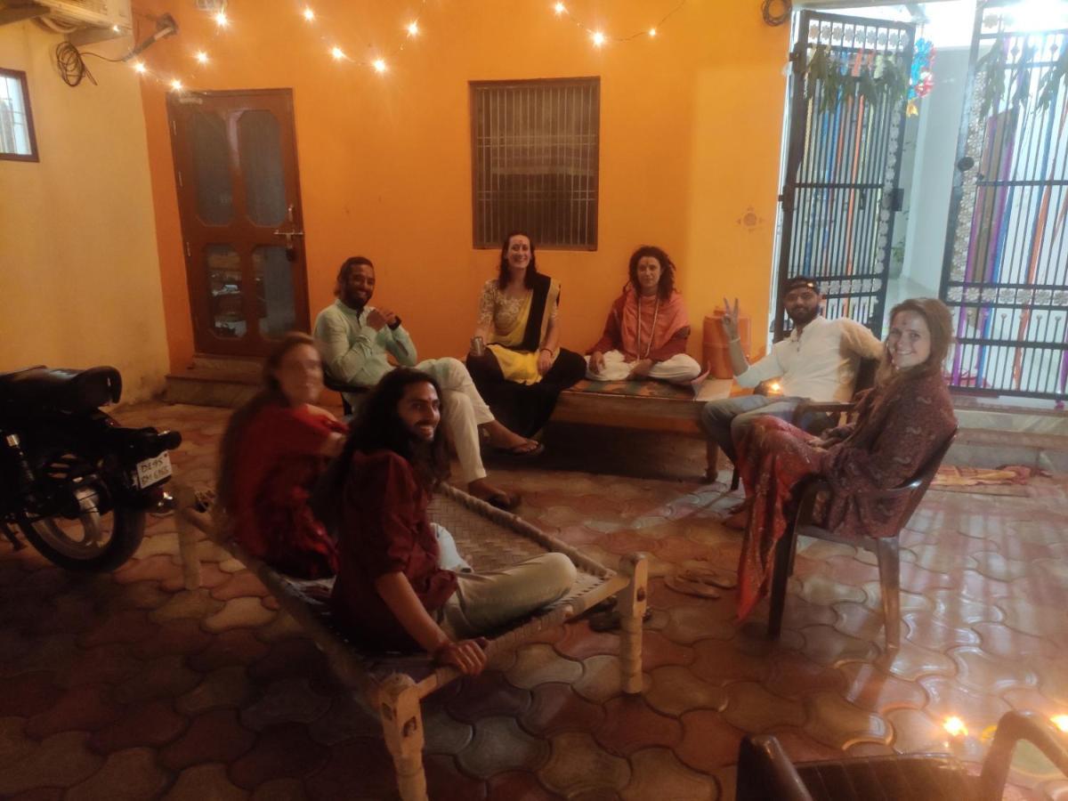 Nidhivan Homestay Vrindávan Kültér fotó