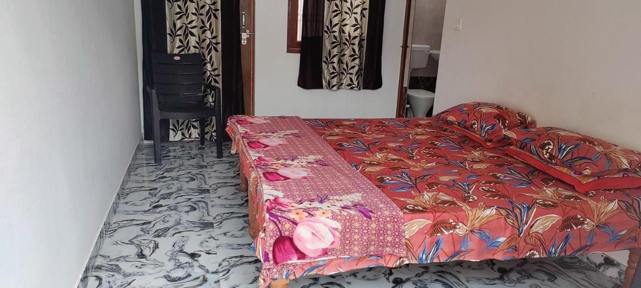 Nidhivan Homestay Vrindávan Kültér fotó