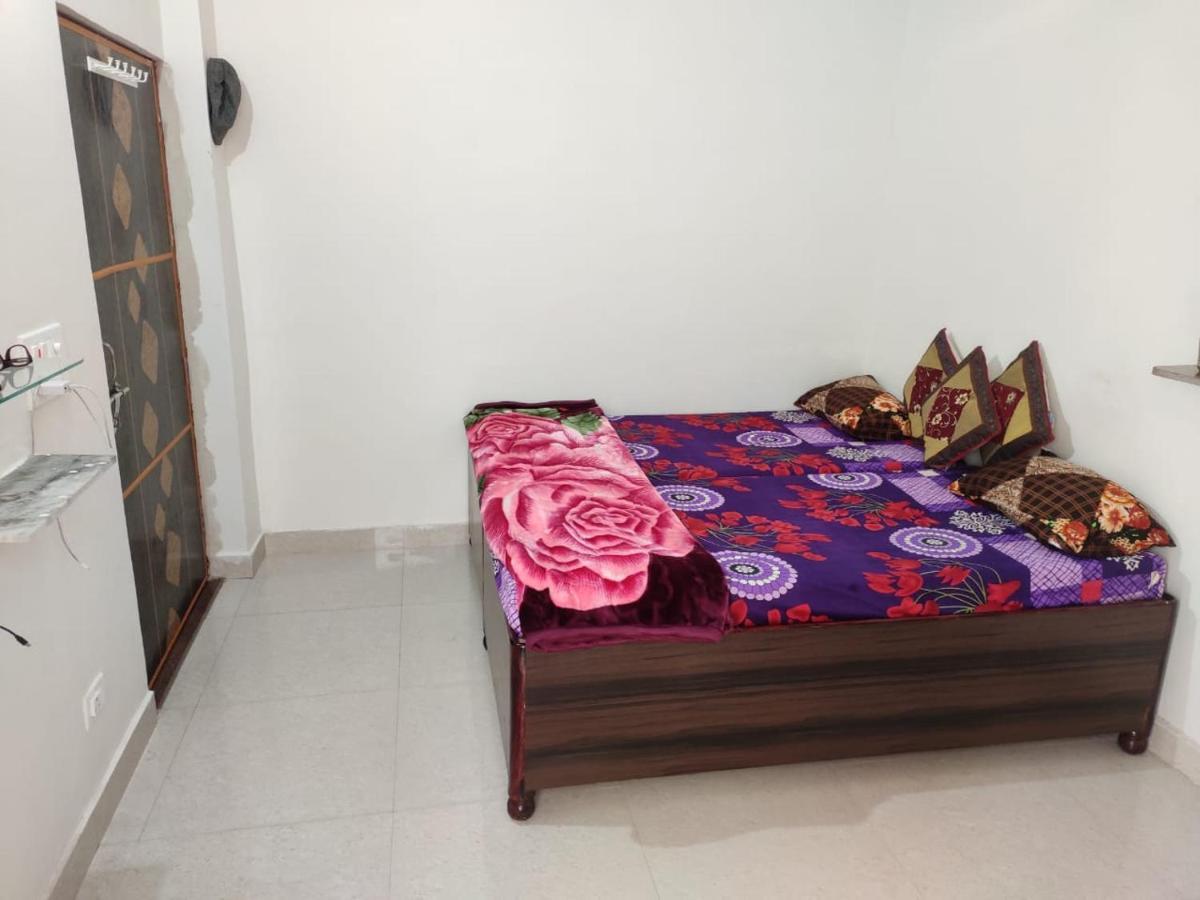 Nidhivan Homestay Vrindávan Kültér fotó